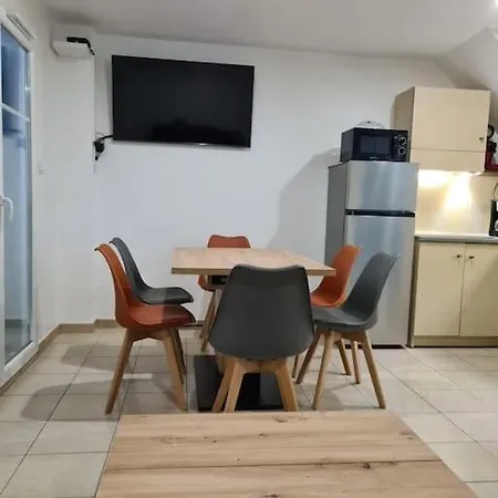 Maison De Holiday home Saint-Nic